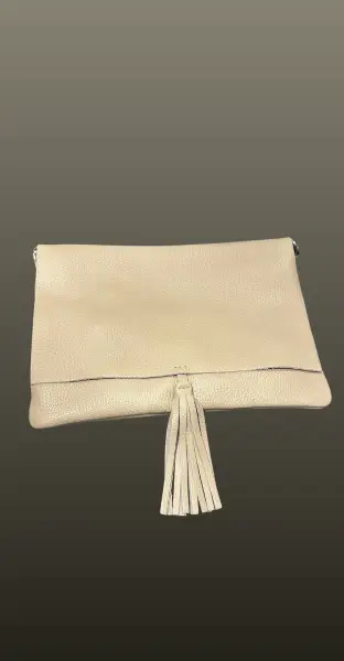 Cluch- Beige
