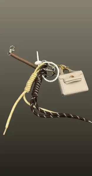 Accesoriu geantă – cu cățel și charm sau mini portofel