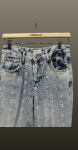 Jeans cu brodatura- albastru